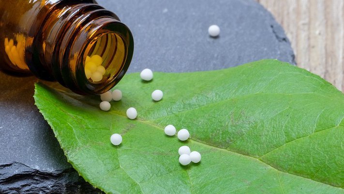 Carstens-Stiftung: Homöopathische Arzneimittelprüfungen