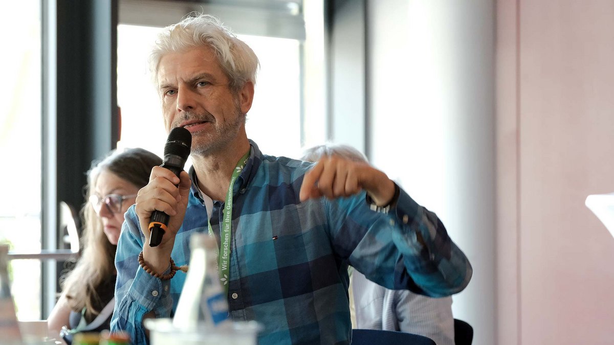 Prof. Dr. Tobias Esch Prof. Dr. Tobias Esch