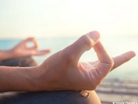 Carstens-Stiftung: Achtsamkeitsmeditation, Biofeedback oder Sport als Selbsthilfe bei Stress?