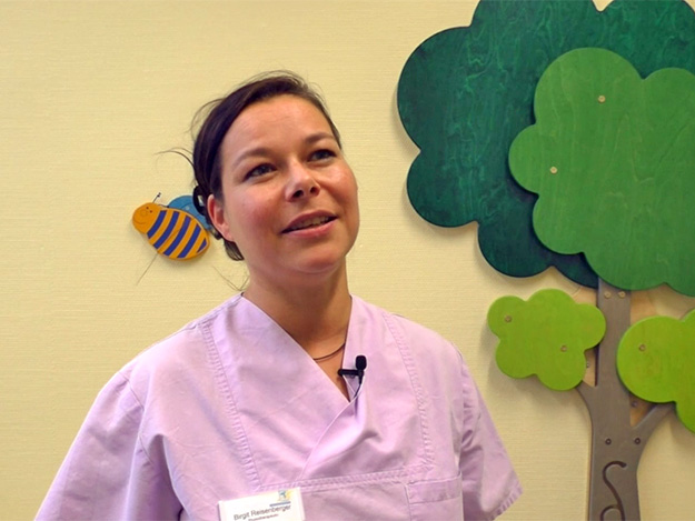 Carstens-Stiftung: Birgit Reisenberger über Physiotherapie und Fußreflexzonenmassage