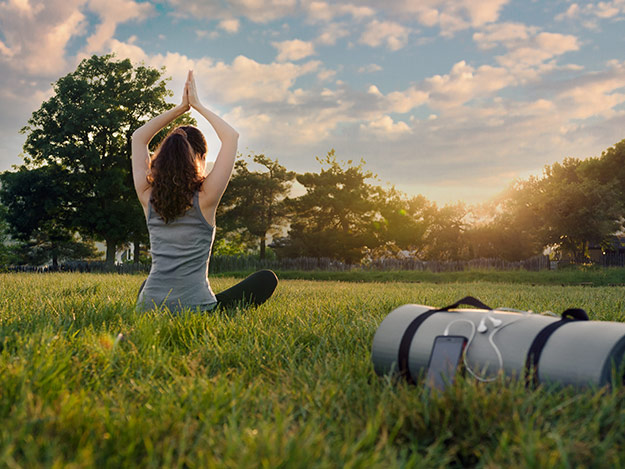 Carstens-Stiftung: Yoga statt Smartphone